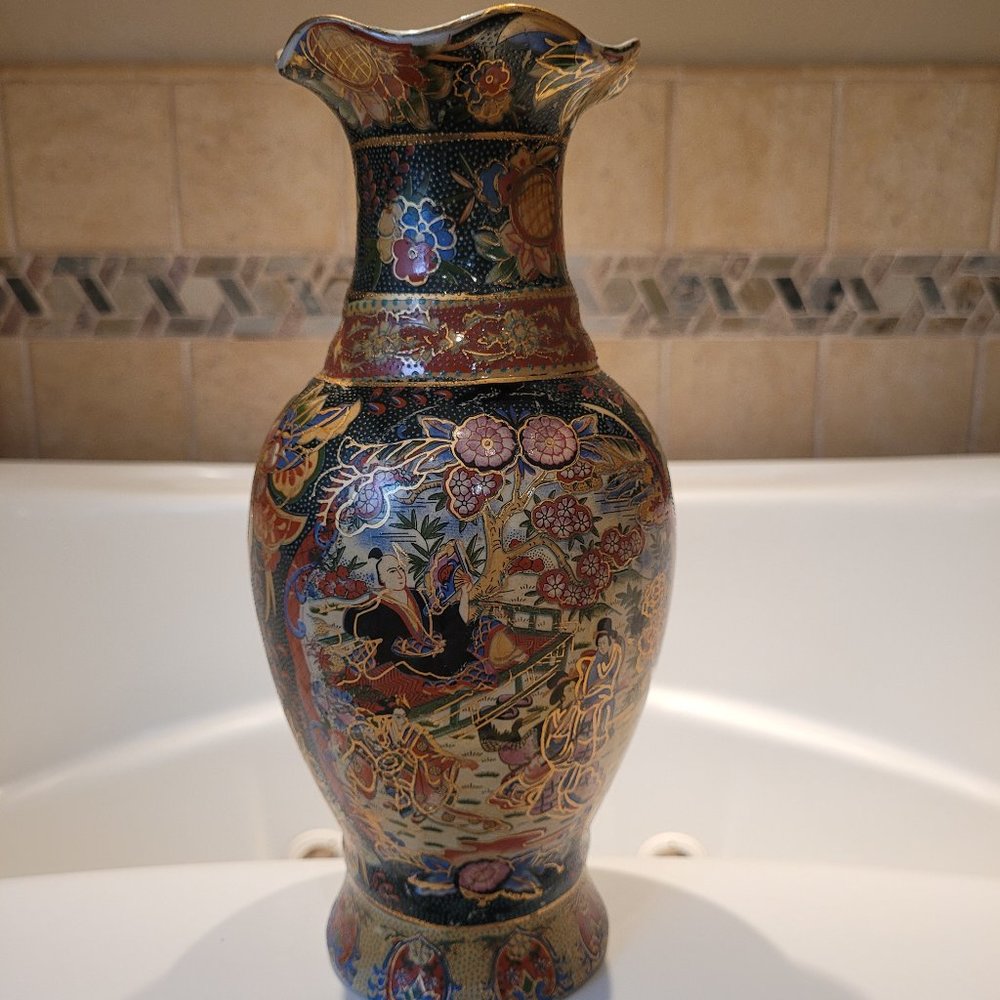 Bamboo Vase Holder